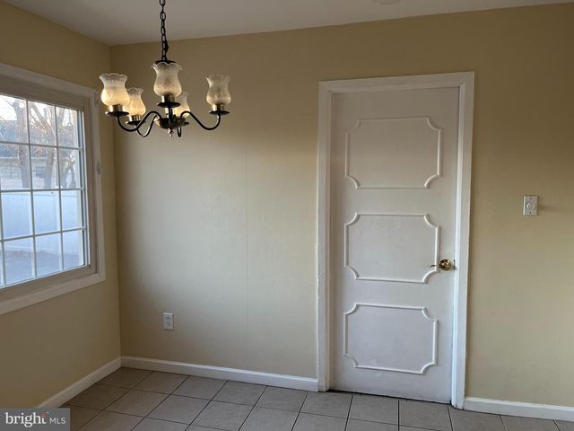 42 GENESEE LN, Willingboro, NJ 08046