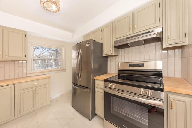 2410 Harding Avenue, Ypsilanti, MI 48197