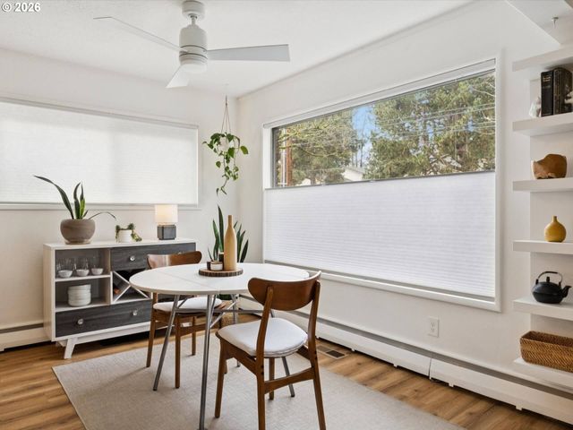 3332 Se 9TH Ave, Portland, OR 97202