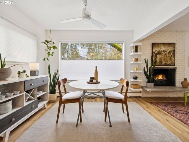 3332 Se 9TH Ave, Portland, OR 97202