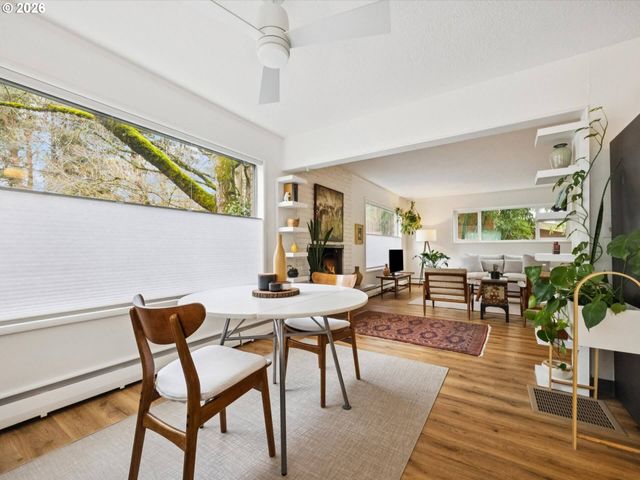 3332 Se 9TH Ave, Portland, OR 97202