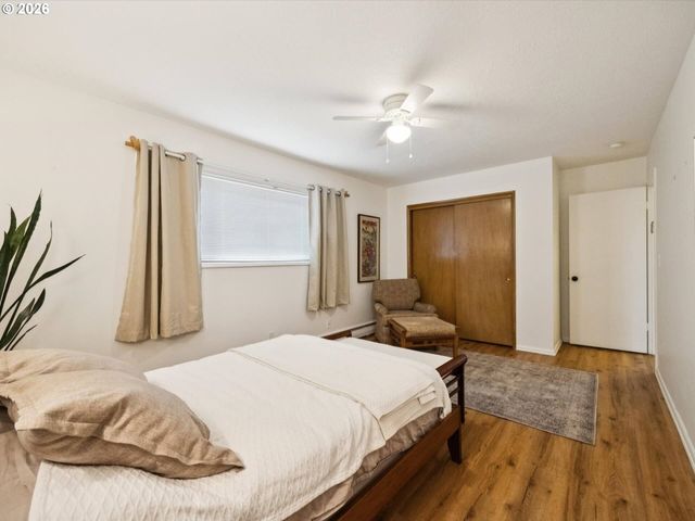 3332 Se 9TH Ave, Portland, OR 97202