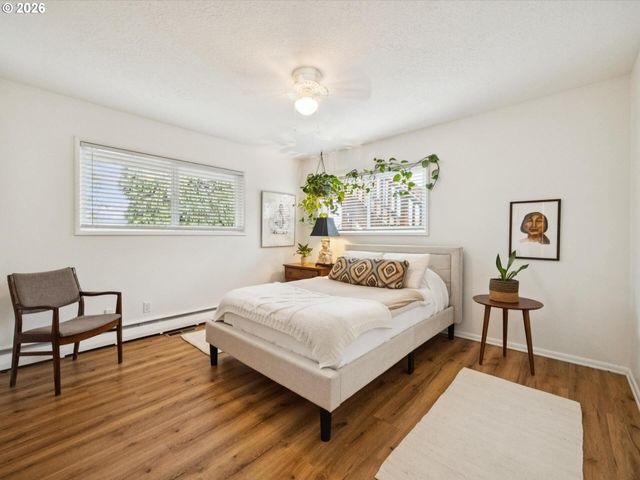 3332 Se 9TH Ave, Portland, OR 97202