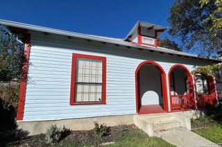 1011 Dawson St, San Antonio, TX 78202