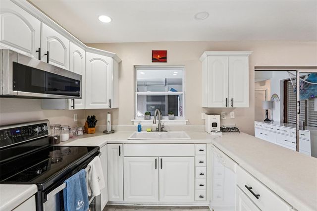 706 BRASSIE LANE, Kissimmee, FL 34759