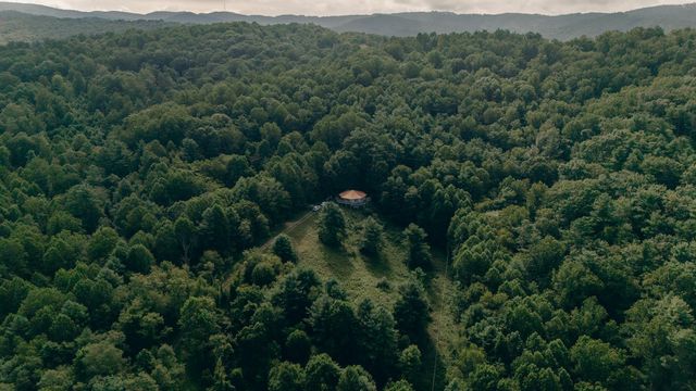 8780 Sugar Run RD NE, Copper Hill, VA 24079
