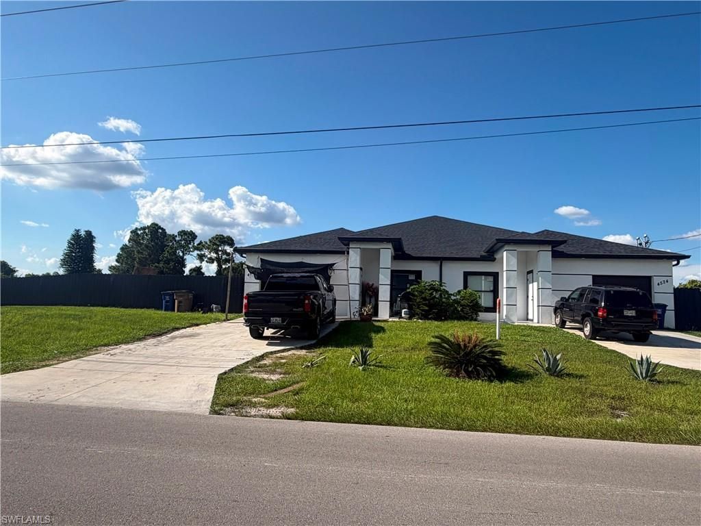 4526 Douglas LN, LEHIGH ACRES, FL 33973 — exterior