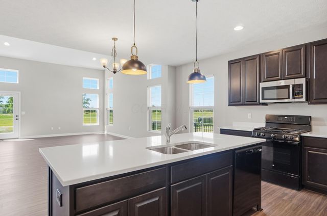 6711 Ardennes Loop S, Hilliard, OH 43026