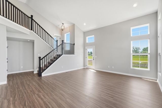 6711 Ardennes Loop S, Hilliard, OH 43026
