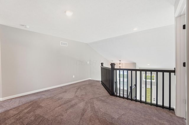 6711 Ardennes Loop S, Hilliard, OH 43026