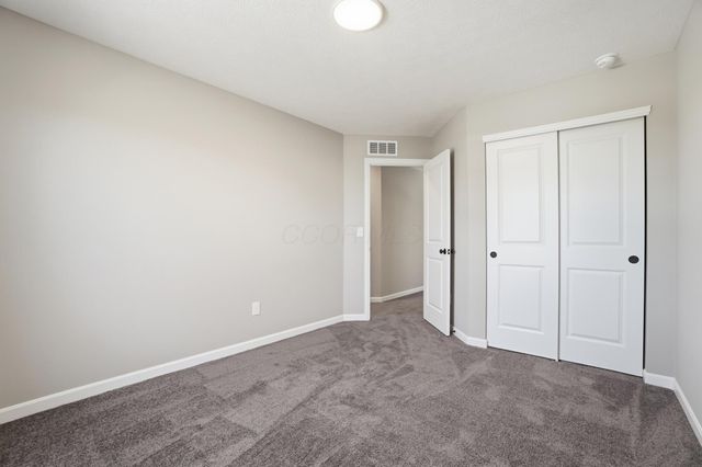 6711 Ardennes Loop S, Hilliard, OH 43026