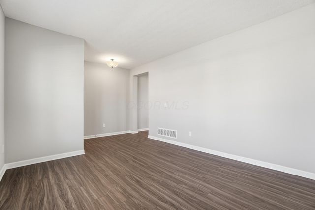 6711 Ardennes Loop S, Hilliard, OH 43026