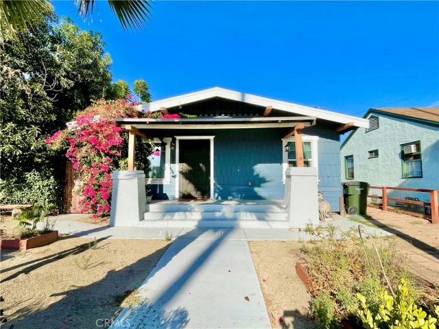 220 Palm, Pomona, CA 91767