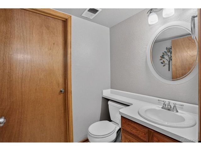 5250 S Yampa Ct, Centennial, CO 80015