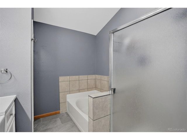 5250 S Yampa Ct, Centennial, CO 80015