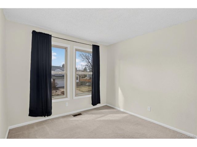 5250 S Yampa Ct, Centennial, CO 80015