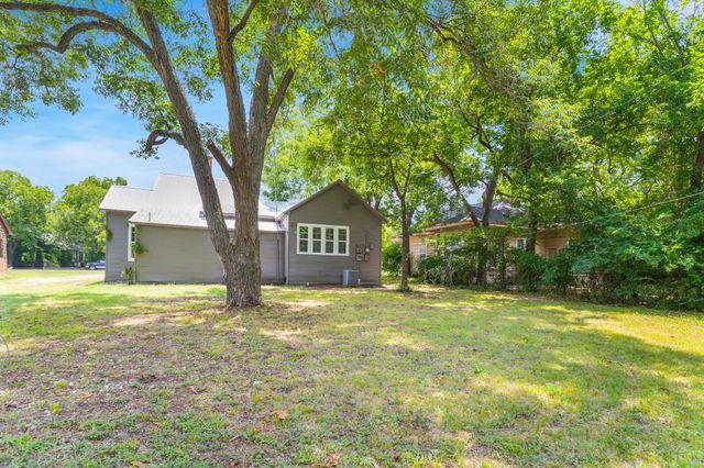1315 E Pecan Street, Gainesville, TX 76240
