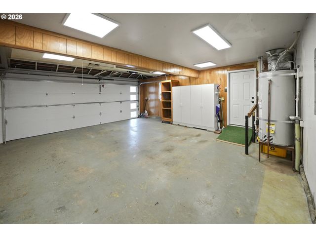 2021 Ne 144TH Ave, Portland, OR 97230