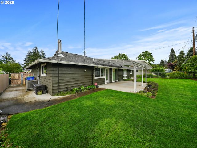 2021 Ne 144TH Ave, Portland, OR 97230