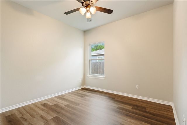 3525 N 24th Street, Waco, TX 76708