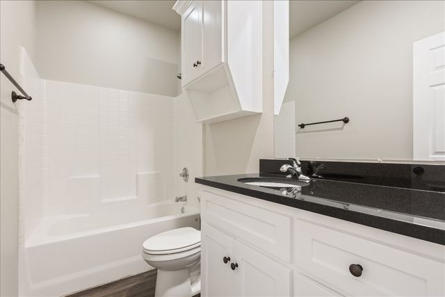 3525 N 24th Street, Waco, TX 76708