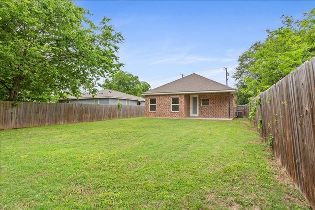 3525 N 24th Street, Waco, TX 76708