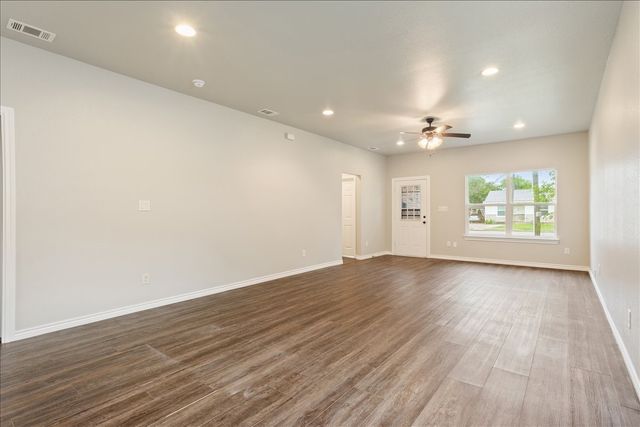 3525 N 24th Street, Waco, TX 76708