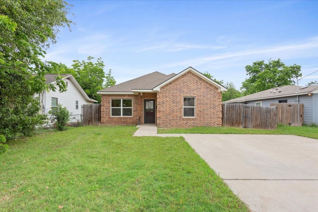3525 N 24th Street, Waco, TX 76708