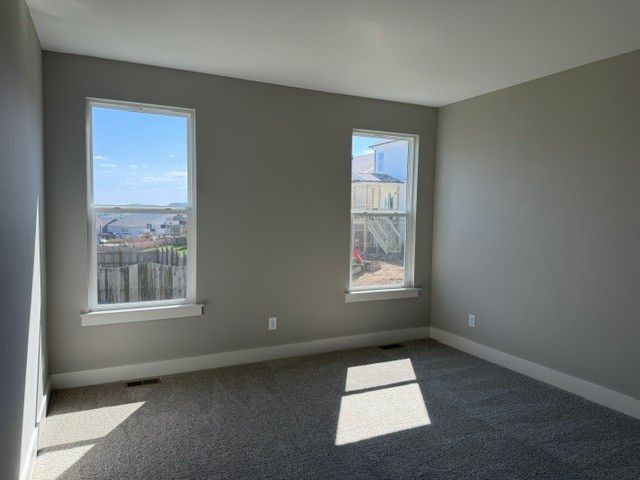 703 Tompkins Ln, Gallatin, TN 37066