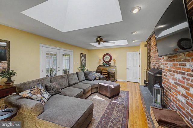 711 AMBLESIDE DR, Wilmington, DE 19808