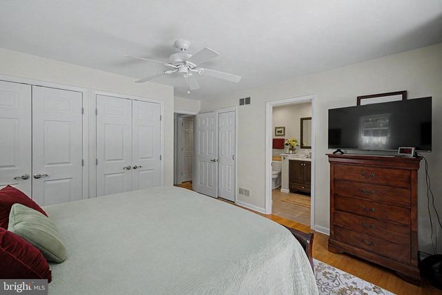 711 AMBLESIDE DR, Wilmington, DE 19808