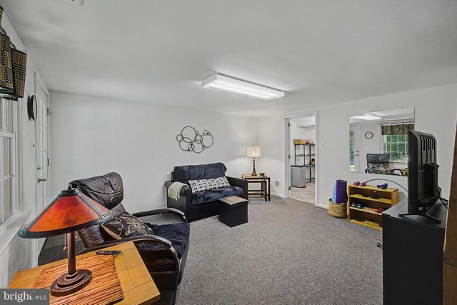 711 AMBLESIDE DR, Wilmington, DE 19808