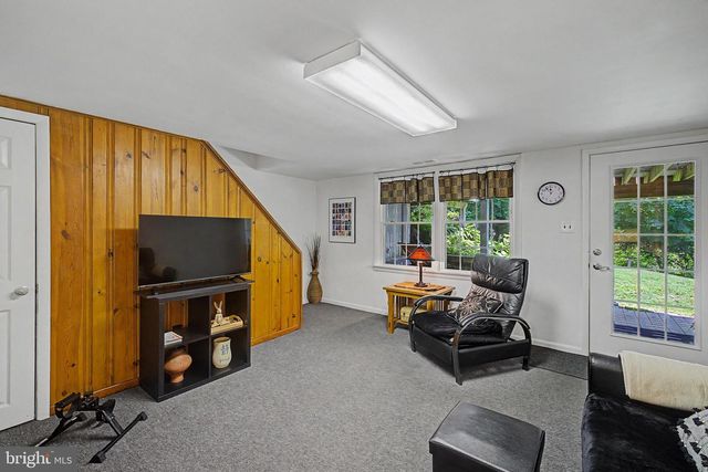 711 AMBLESIDE DR, Wilmington, DE 19808