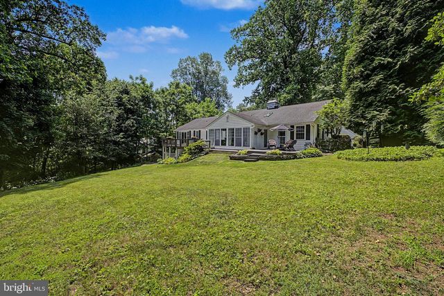 711 AMBLESIDE DR, Wilmington, DE 19808