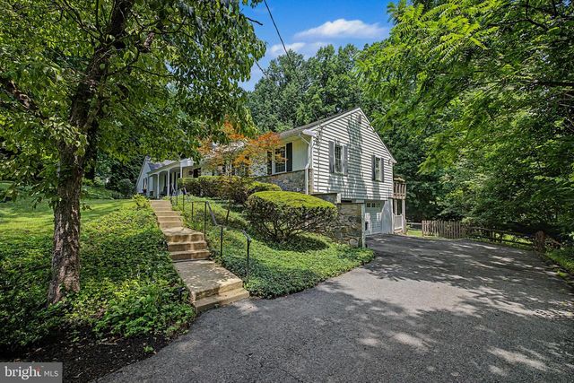 711 AMBLESIDE DR, Wilmington, DE 19808