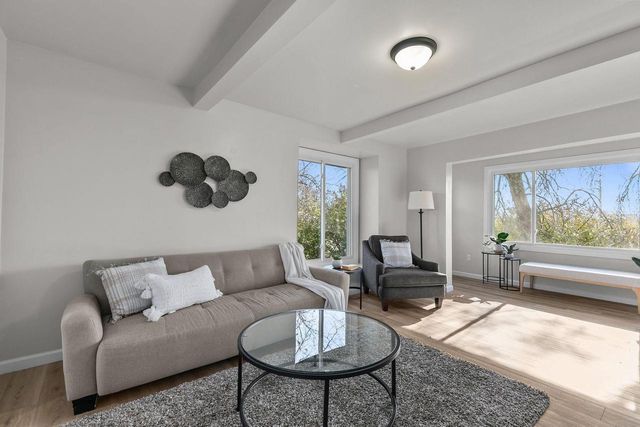 N3901 STATE ROAD 76, Hortonville, WI 54944