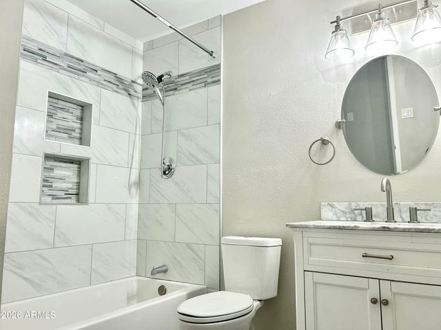 117 W DEL RIO Drive, Tempe, AZ 85282