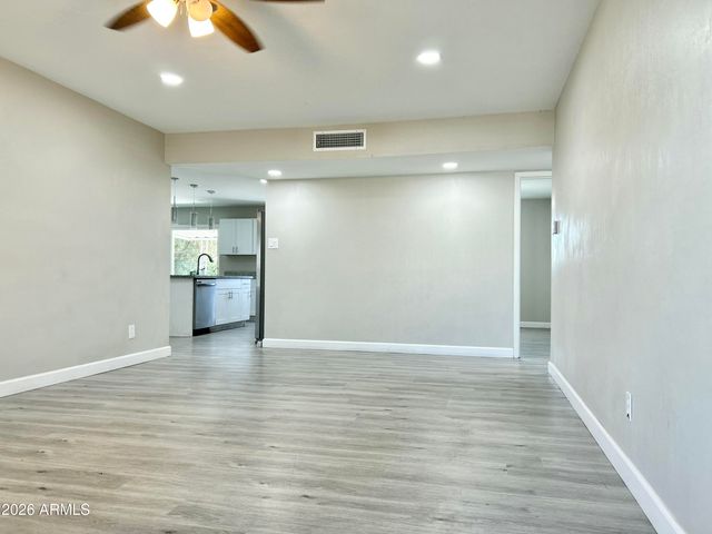 117 W DEL RIO Drive, Tempe, AZ 85282