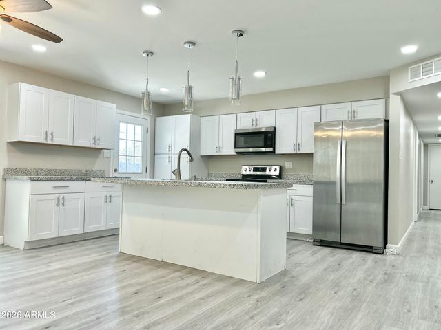 117 W DEL RIO Drive, Tempe, AZ 85282