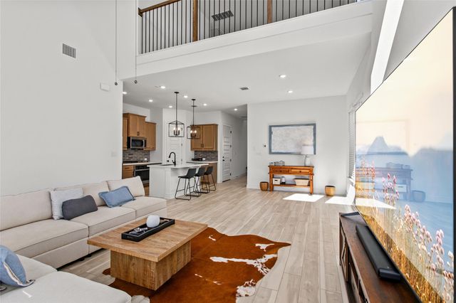 481 Darley Oak DR, Dripping Springs, TX 78620