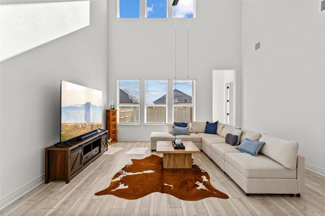 481 Darley Oak DR, Dripping Springs, TX 78620