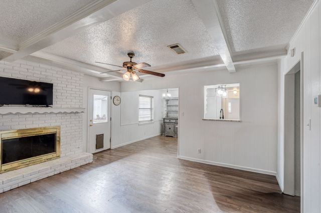 2304 Shady Brook Drive, Bedford, TX 76021