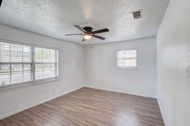 2304 Shady Brook Drive, Bedford, TX 76021