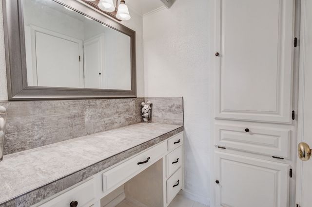 2304 Shady Brook Drive, Bedford, TX 76021