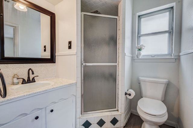 2304 Shady Brook Drive, Bedford, TX 76021