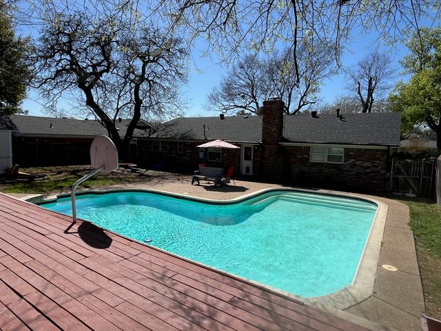 2304 Shady Brook Drive, Bedford, TX 76021