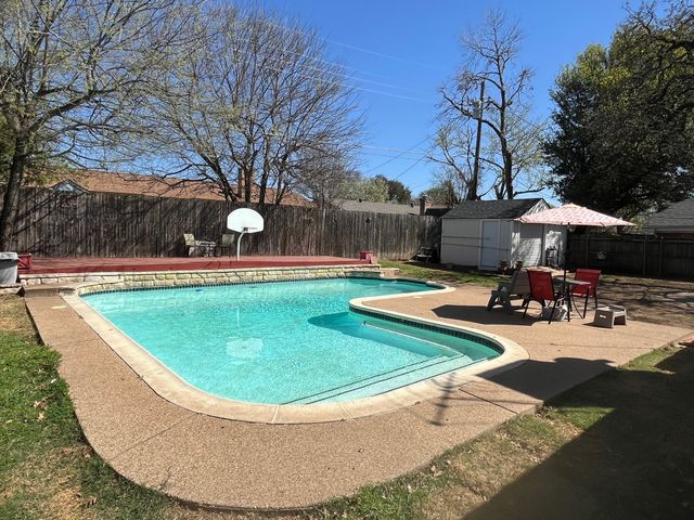 2304 Shady Brook Drive, Bedford, TX 76021