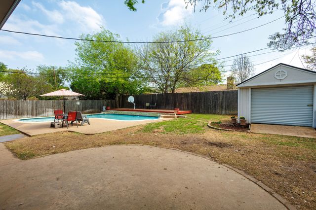2304 Shady Brook Drive, Bedford, TX 76021