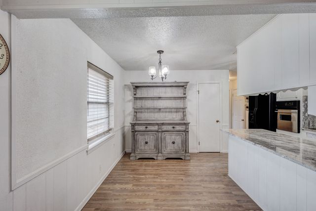 2304 Shady Brook Drive, Bedford, TX 76021