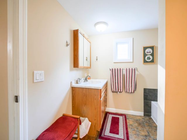 85 Sylvan Ridge Road, Winhall, VT 05340